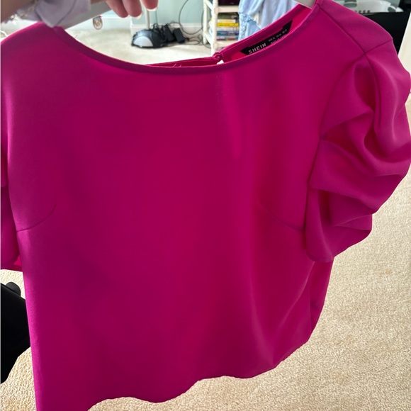 Cute preppy top - Picture 2 of 2